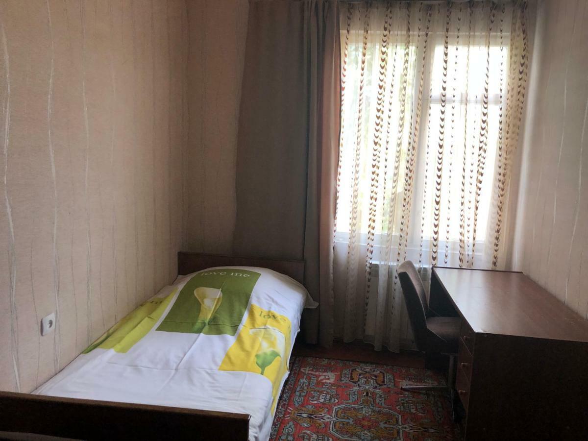 Second Room Jerevan Eksteriør billede